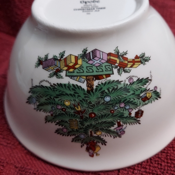 Spode England Christmas Tree Nut Bowl S3324 Holly Green Rim Santa 5.5" X 2.5" - Picture 12 of 13